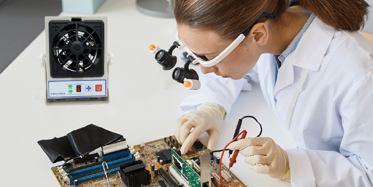 高周波交流式で正負イオンを効率よく放電